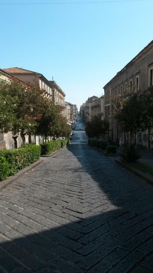 Suite La Pergola - Centro Storico Catania Exterior foto